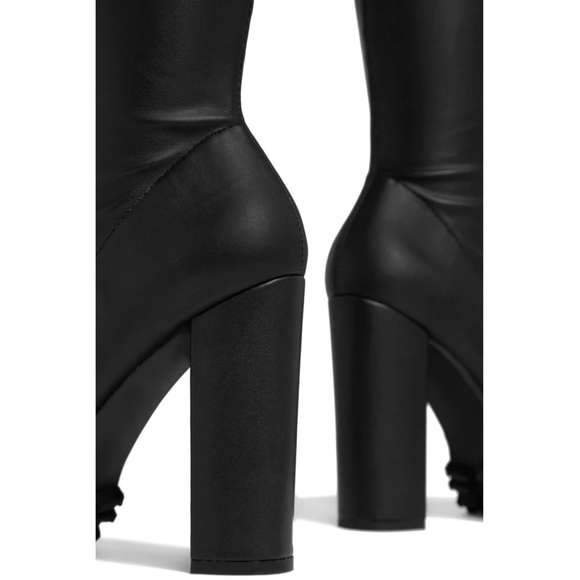 𝙇𝙖𝙨𝙩 𝙎𝙞𝙯 9 🖤Unstoppable Over The Knee Boot - Blk - Picture 7 of 12